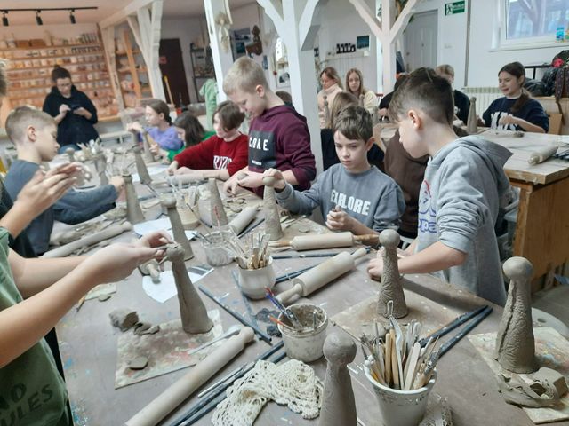 Klasa 6a z wizytą w pracowni Św. Mikołaja