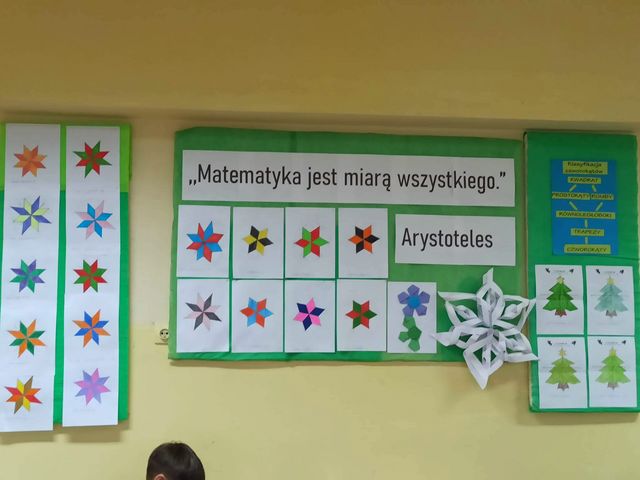 Lekcje matematyki w klasach 5c, 7a ze świątecznym akcentem 